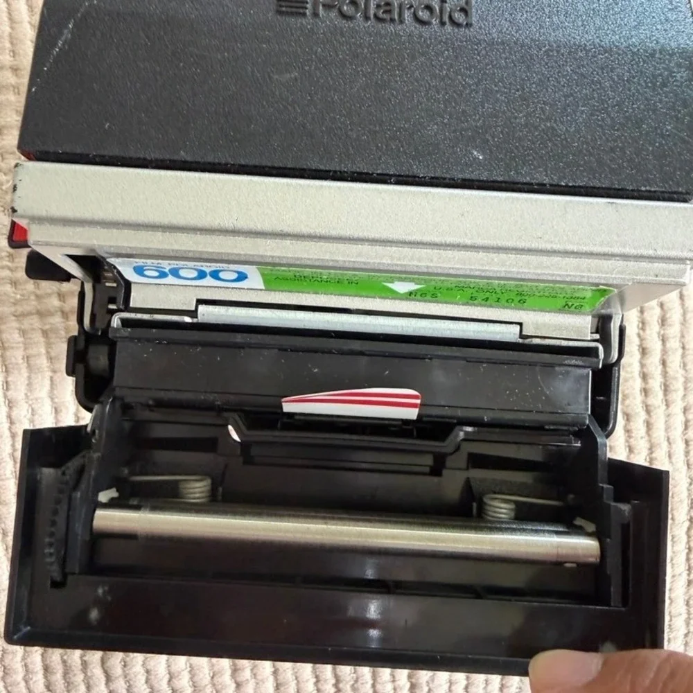 Polaroid‎ Sun 600 LMS Instant Camera Black Silver Vintage Untested 600 Film
